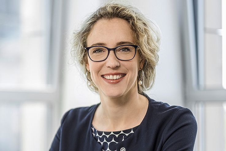 Dr. Juliane Hoffmann